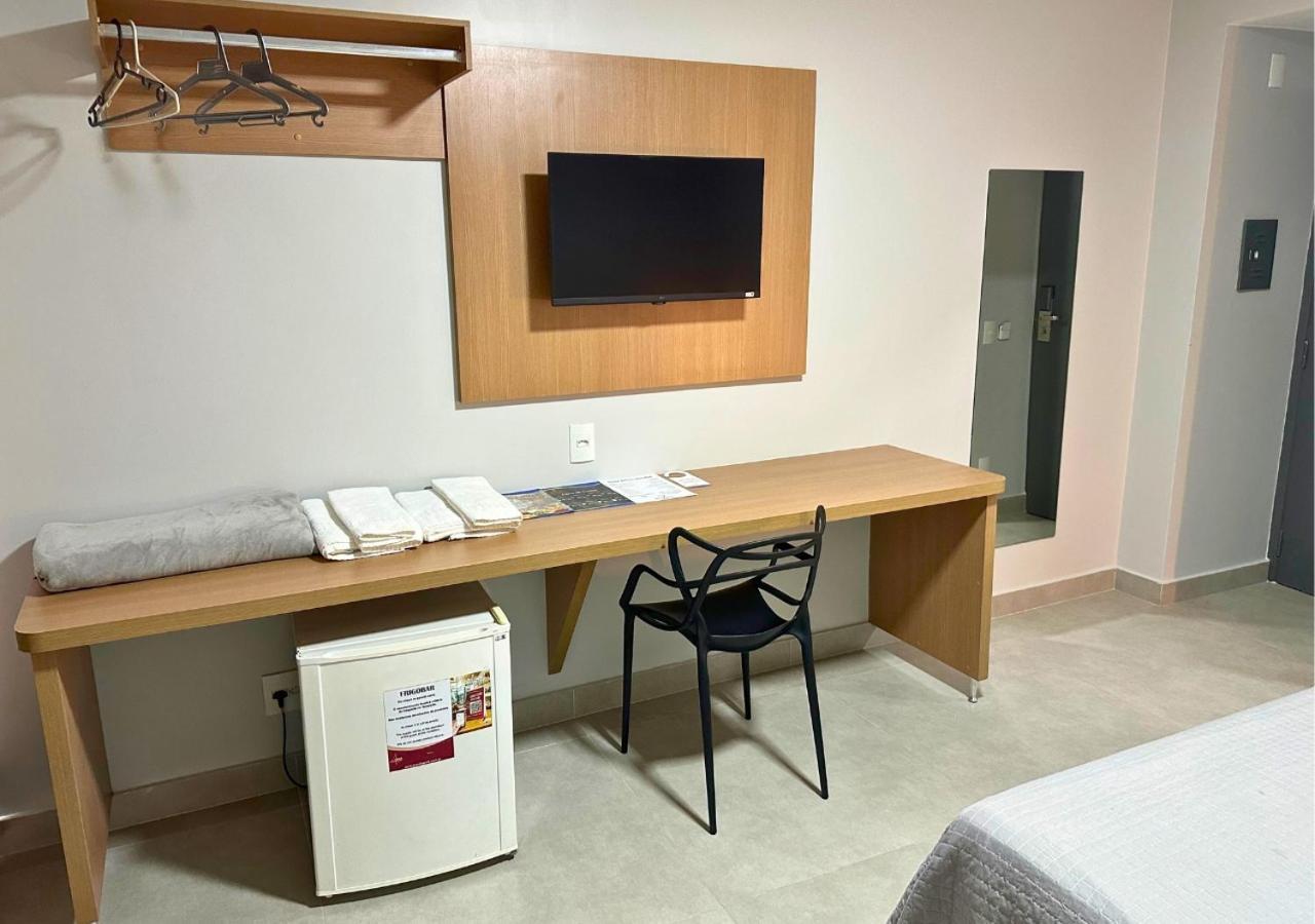 Brasilia Park Hotel Candangolandia Bilik gambar